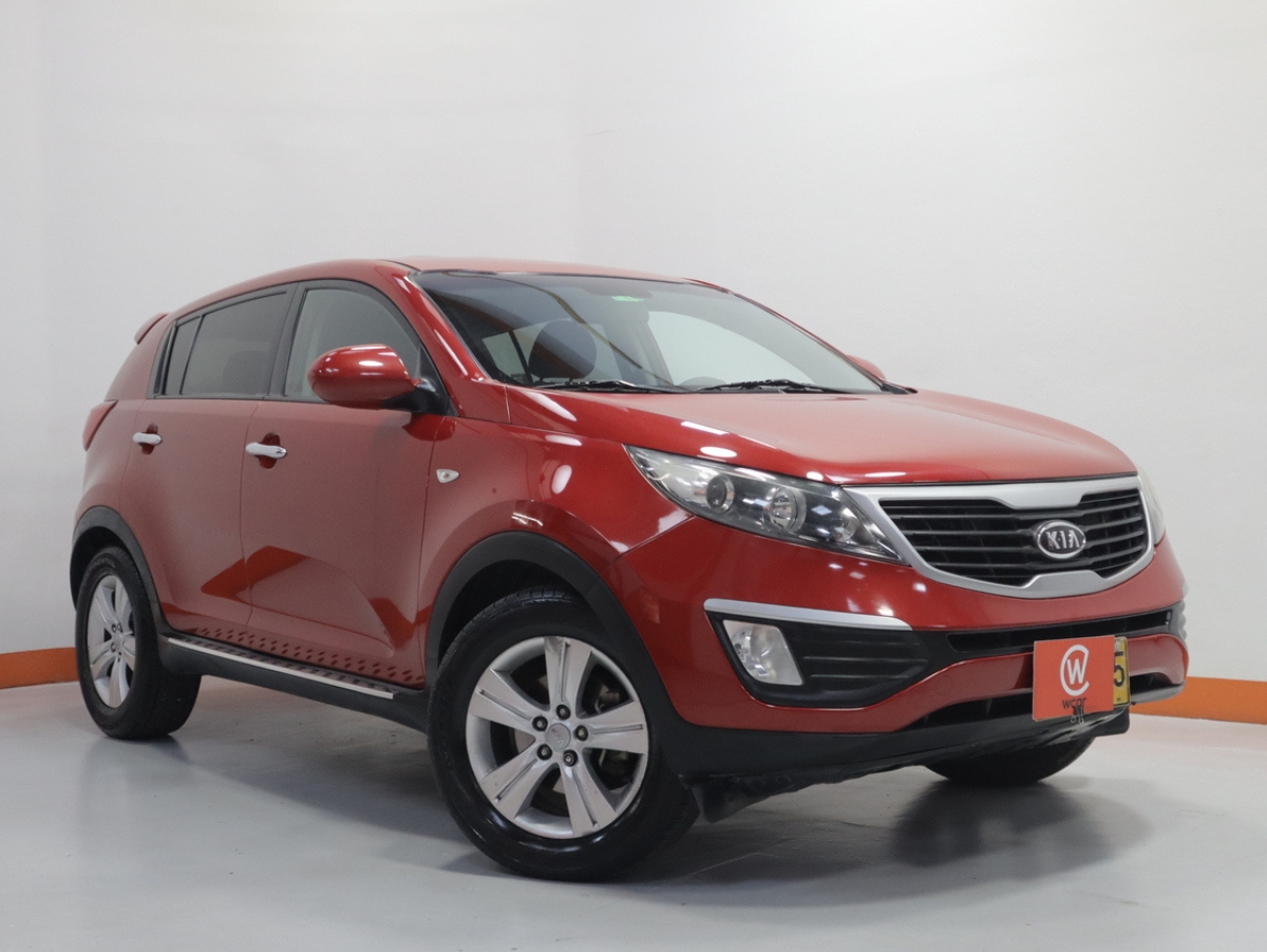KIA SPORTAGE REVOLUTION 2.0 MT 2AB ABS