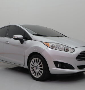 Ford Fiesta Hatchback Titanium 1.6 At Ct
