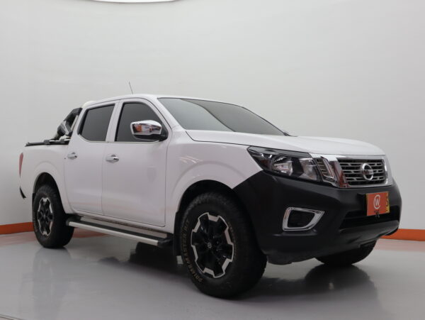 NISSAN NP 300 FRONTIER DC 2.5 MT AA 2AB ABS 4X2
