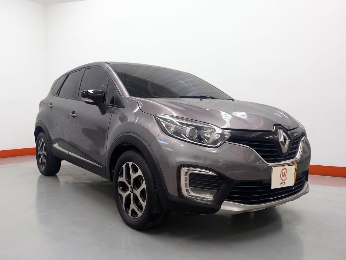 RENAULT CAPTUR ZEN 2.0 MT 4X2