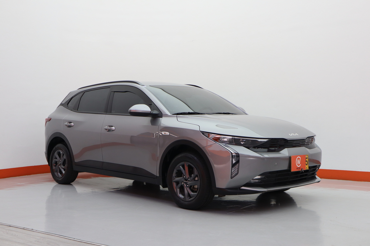 KIA K3 CROSS VIBRANT 1.6 MT 6AB