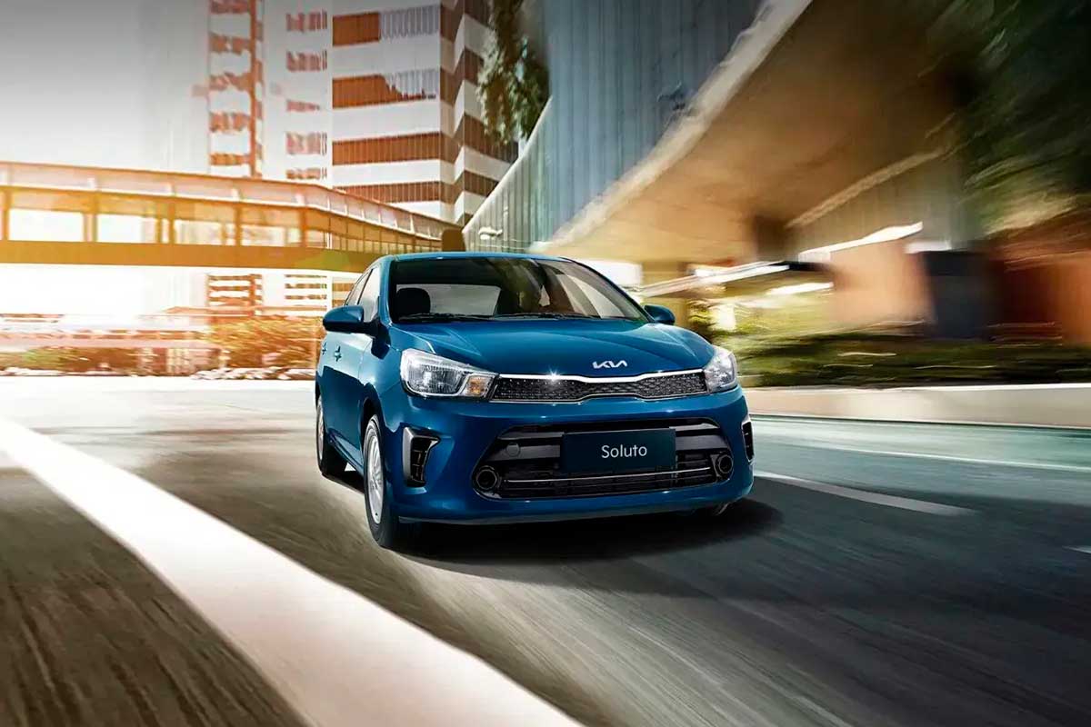 Kia Soluto automático de cuatro velocidades